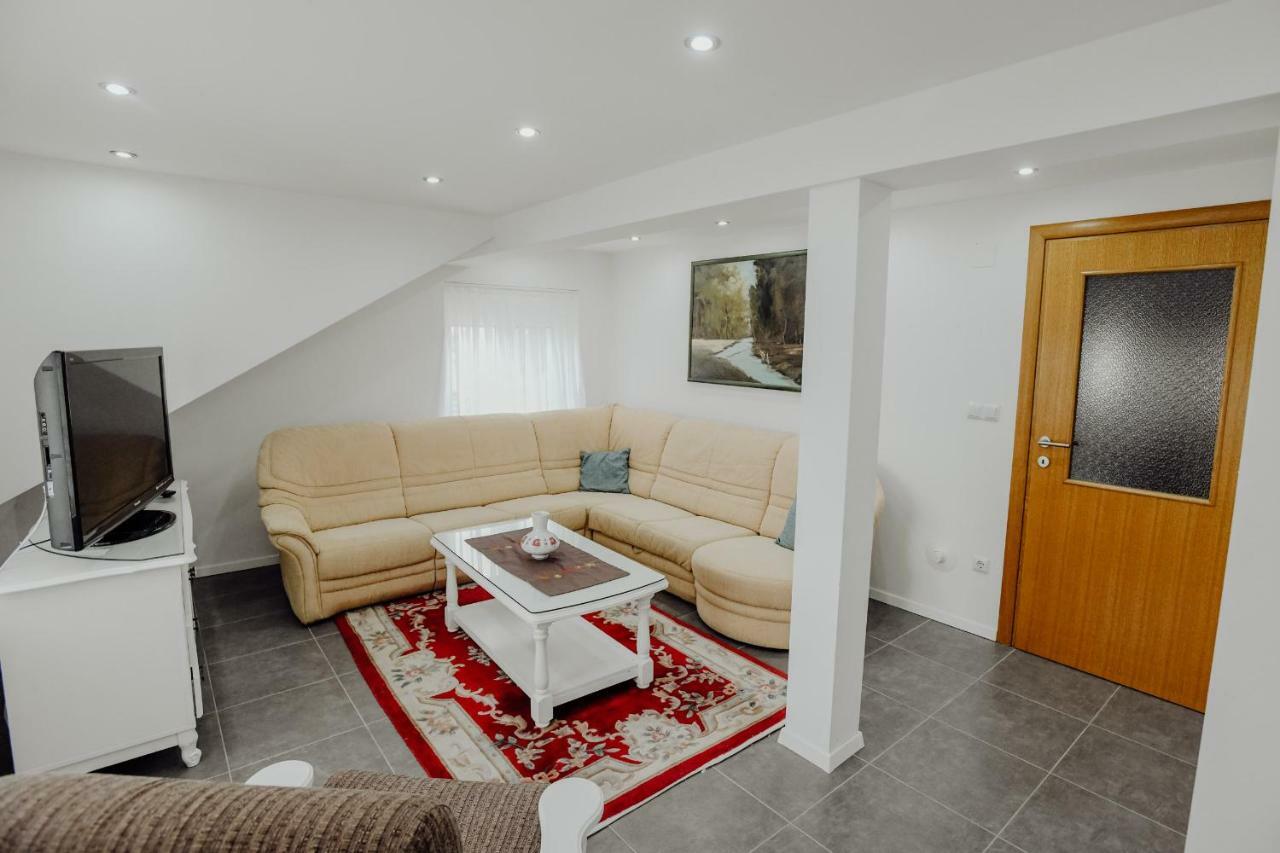 Apartman Slavonia Dakovo Exterior photo